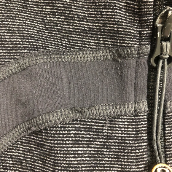 Lululemon, long sleeve zipper sweater, black/grey - Picture 7 of 8